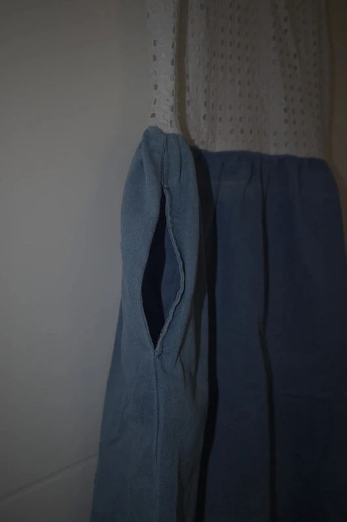Robe bleue et blanche, taille L - photo numéro 3