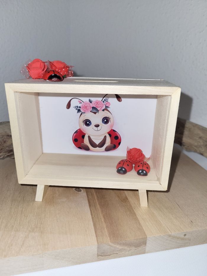 Tirelire bois coccinelle 🐞 personnalisée