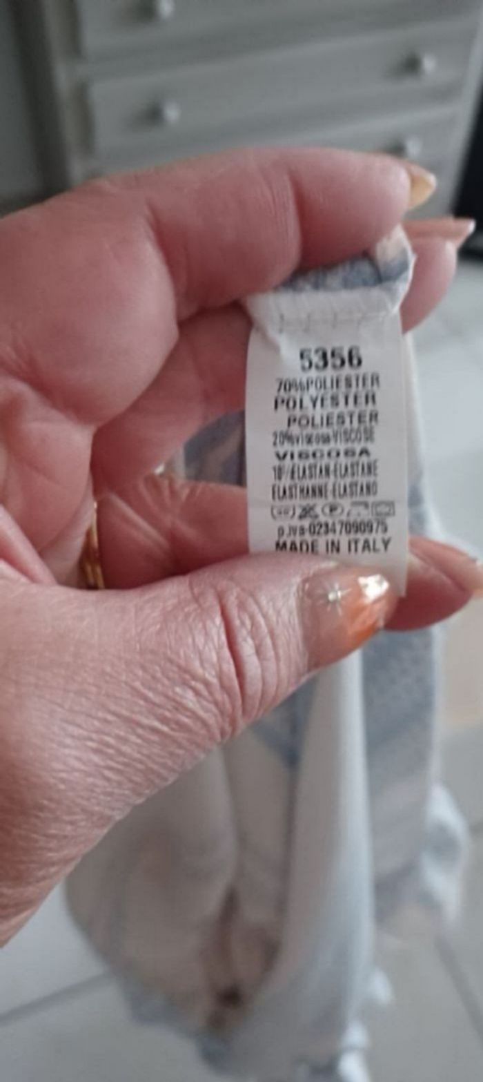 Très jolie robe courte d'été femme T U lisez bien l'annonce surtout - photo numéro 7