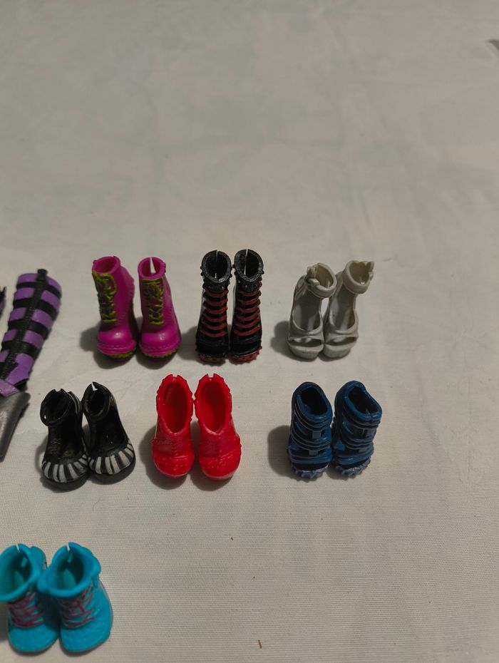 Lot chaussures poupée monster high - photo numéro 2