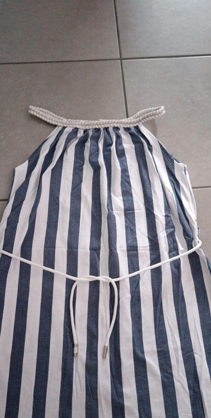 🔥 NEUF robe rayée à dentelle - photo numéro 3