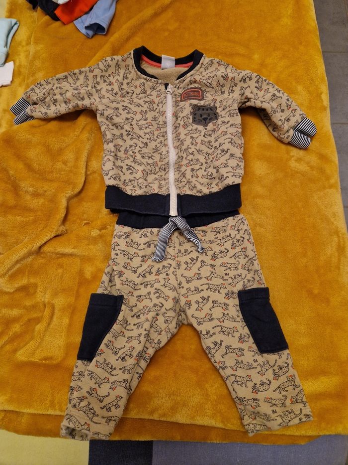 Ensemble petit bateau