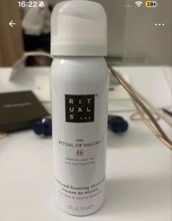 Mousse de douche Rituals – The Ritual of Sakura (format voyage) ✨