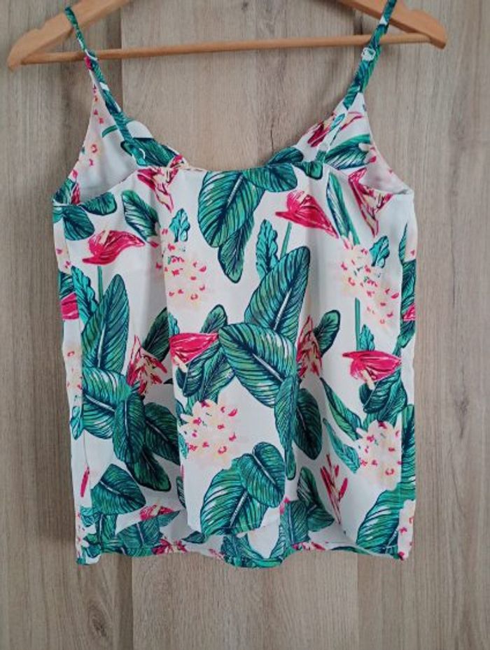 Débardeur femme fleuri Kiabi taille S