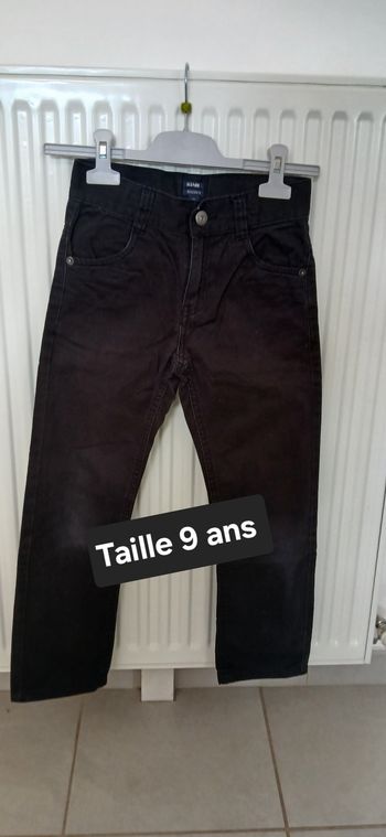 Jeans garçon Taille 9 ans marque Kiabi 