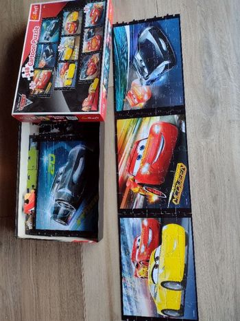 9 Puzzles soit  348 pièces Cars