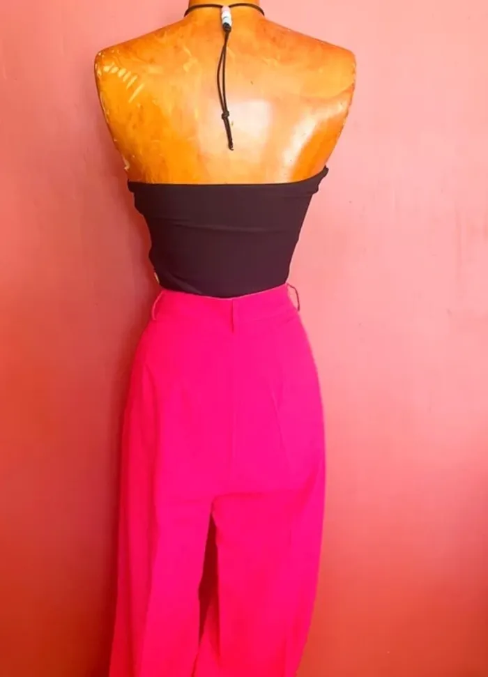 Magnifique pantalon rose fuchsia taille haute jambes larges - photo numéro 3