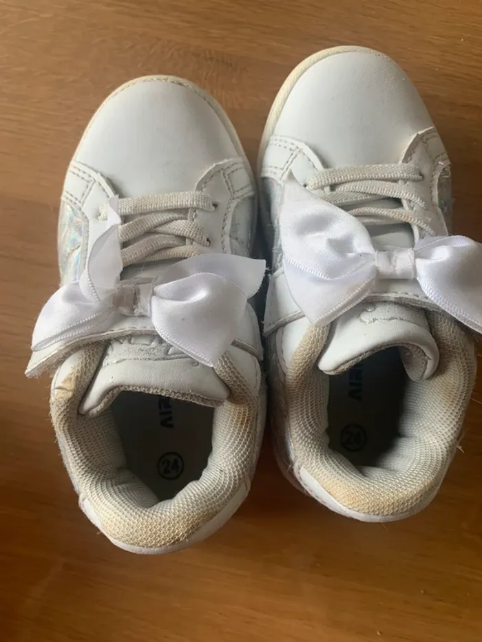 Tennis airness blanches taille 24 - photo numéro 6