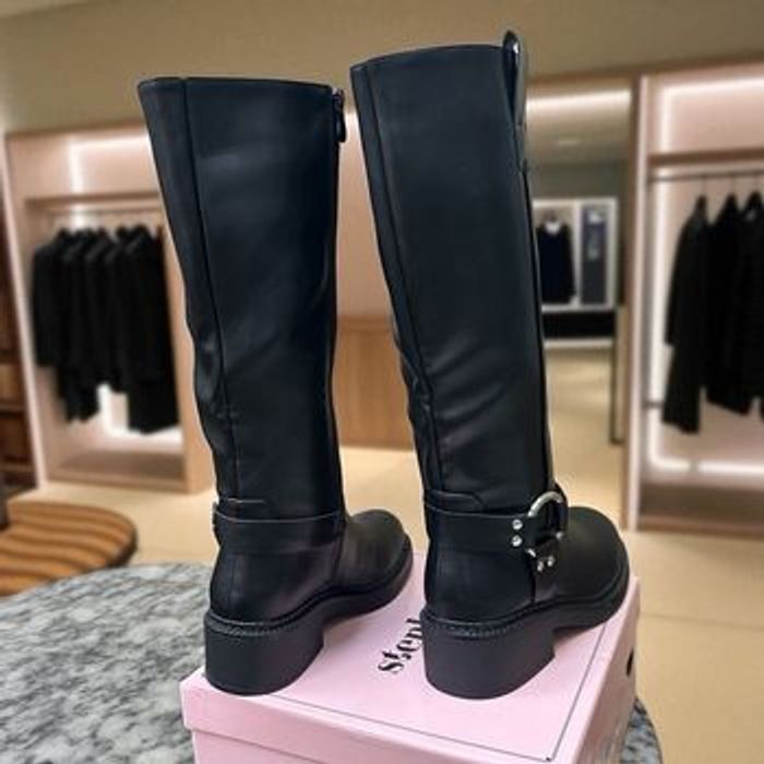 Bottes noir - photo numéro 3
