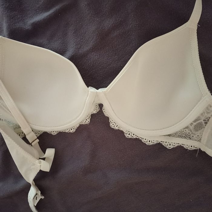 Soutien gorge - photo numéro 4