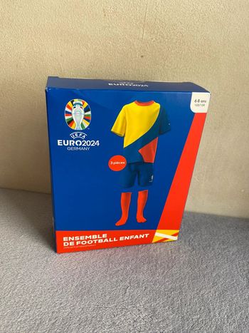 ensemble football enfant uefa euro 2024 officiel 6/8ans maillot short chaussettes