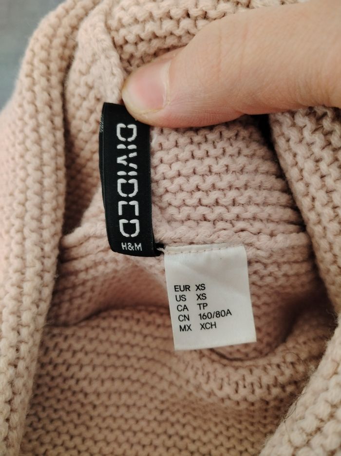 Pull à col roulé (bac 2) - photo numéro 3
