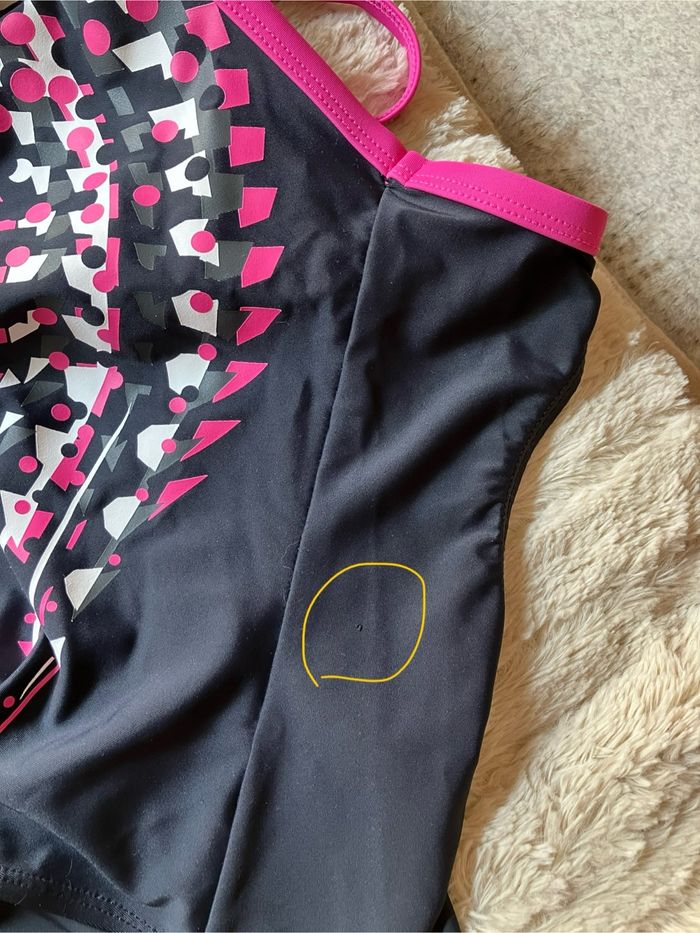 Maillot de bain Tecnopro 12 ans (1€50) - photo numéro 8