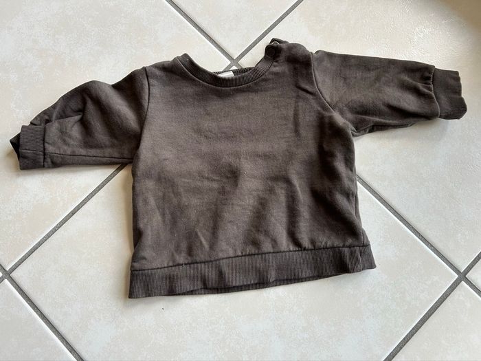 Lot 4 pulls mixtes 2-4 mois H&M - photo numéro 5