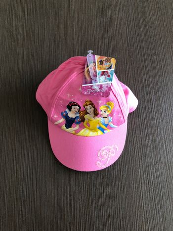 casquette fille fuschia princesse disney 2/4 ans 