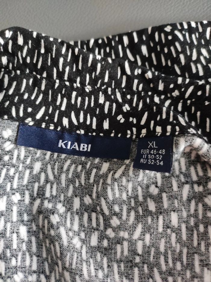 Blouse Kiabi taille 46-48 - photo numéro 2