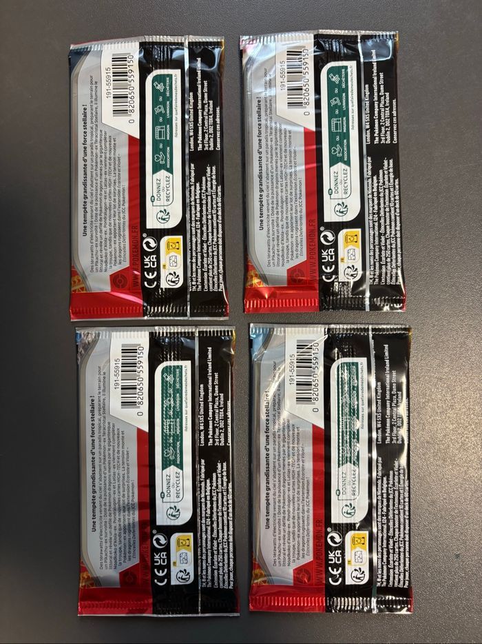 Art set Pokémon Étincelles déferlantes NEUF - photo numéro 2