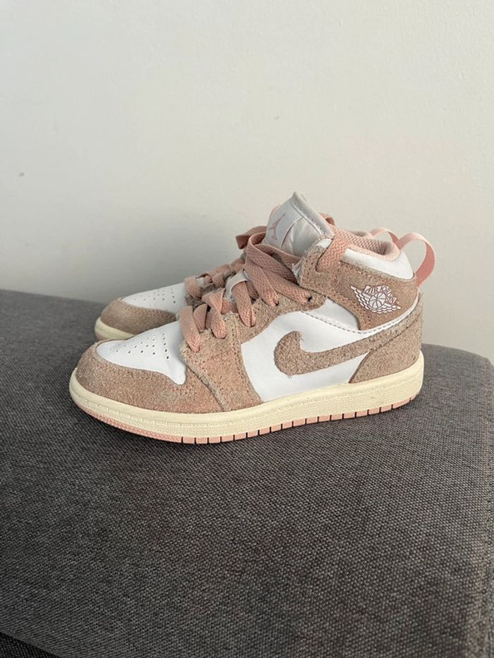 Baskets / Chaussures De Basket Air Jordan Taille 29.5 - photo numéro 2