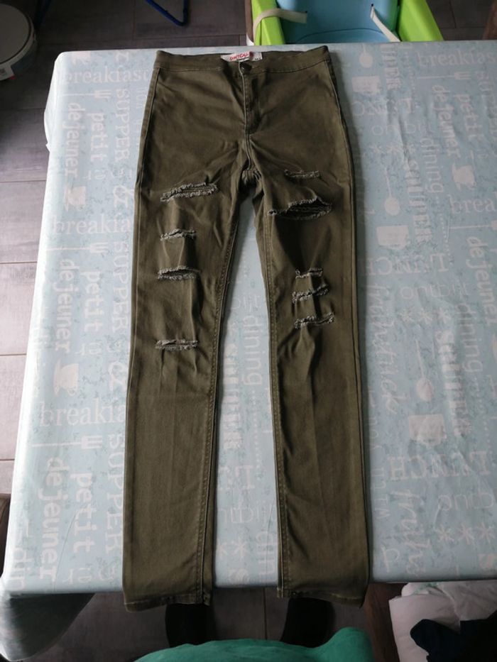 Jegging troué taille 34