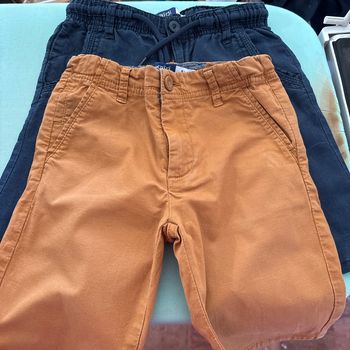 Vends lot de deux shorts okaidi 7 ans très bon état