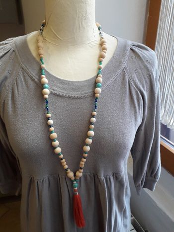 Sautoir vraies turquoises fait mains