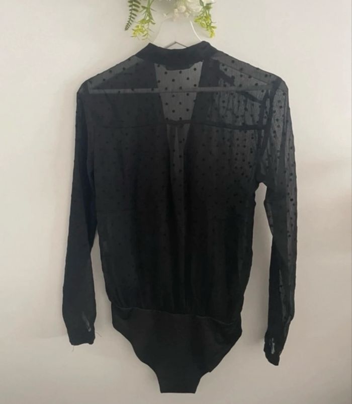 🌸jolie Body manches longues transparent à pois taille M stradivarius 🌸 - photo numéro 2
