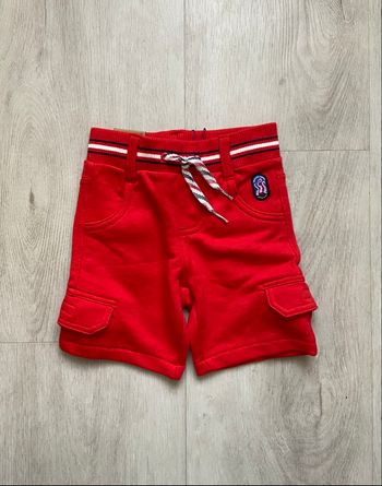 Short rouge 2 ans 