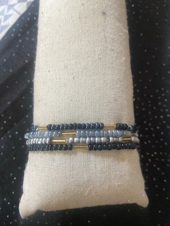 Bracelets dégradés noirs gris