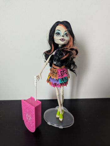 Poupée Monster high Skelita Scaris
