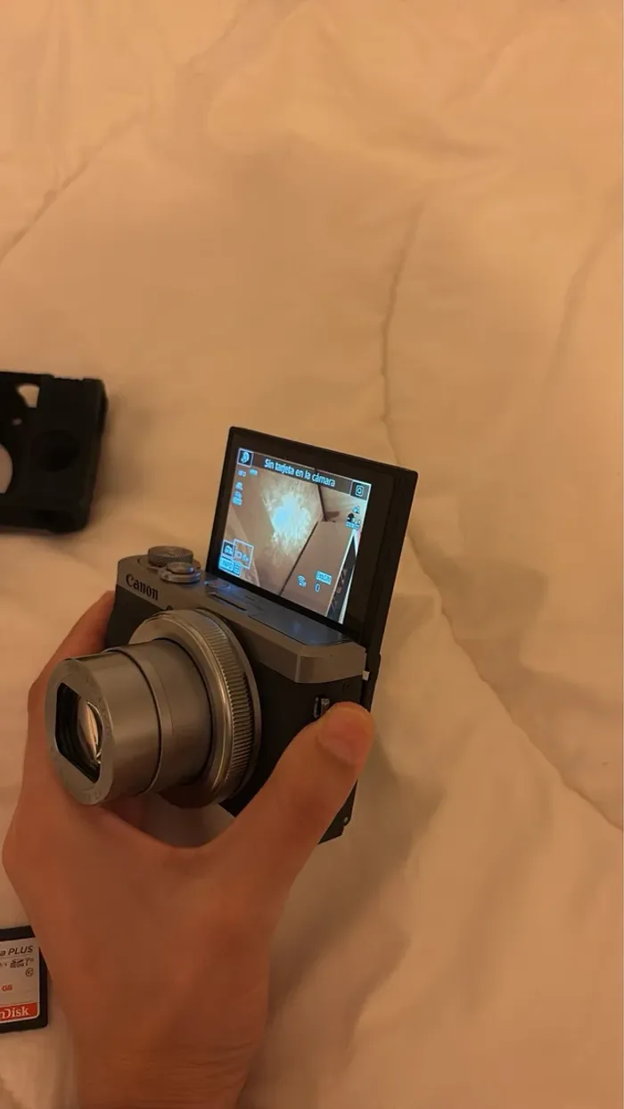 Canon PowerShot G7X Mark III