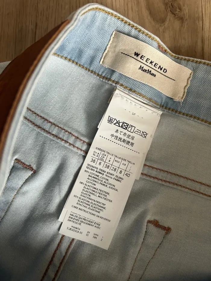 Week-end MaxMara, jean bleu clair boyfriend taille US 29/FR. 40. - photo numéro 4