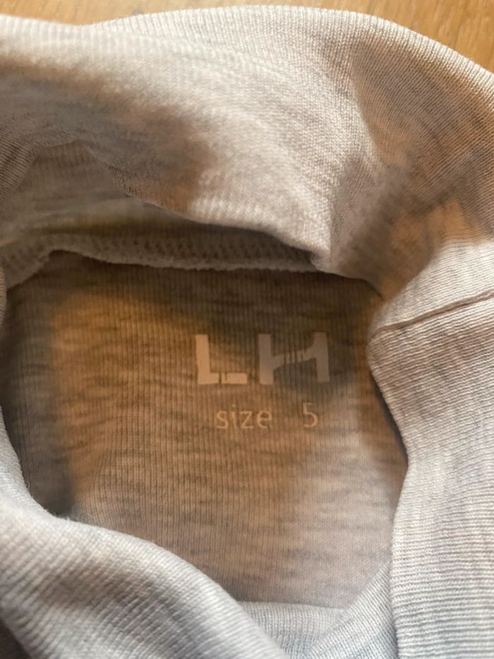 Sous pull taille 5 ans - photo numéro 2