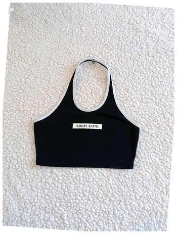Crop top noir “Such Cute”