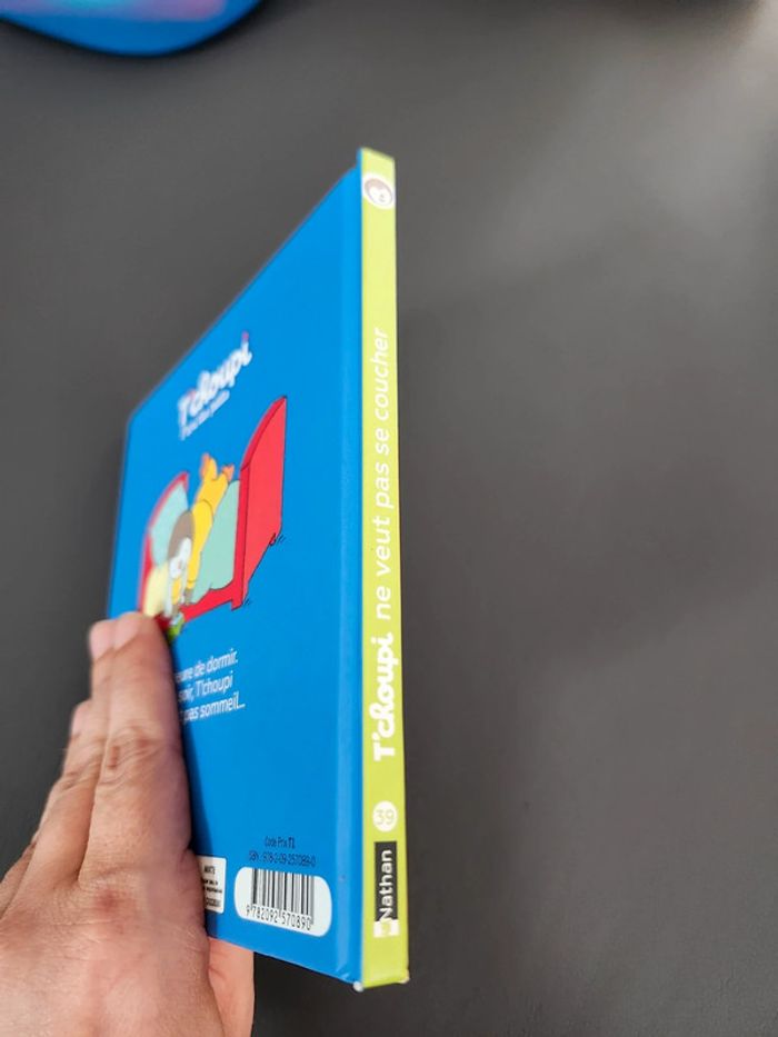 Tchoupi ne veut pas se coucher livre enfant - photo numéro 3