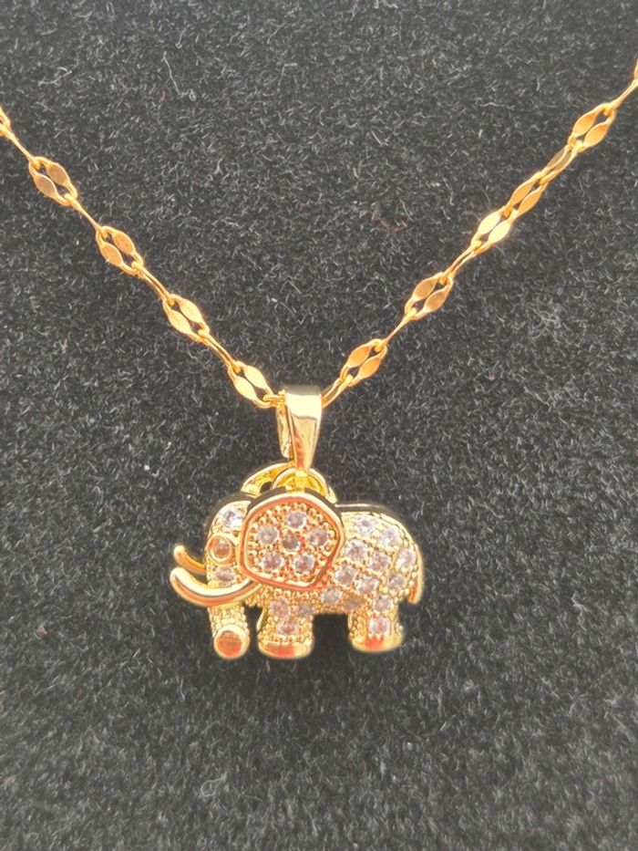 Collier acier inoxydable éléphant