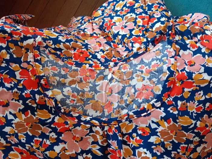 Robe fleurie handmade volantée en bas - photo numéro 9