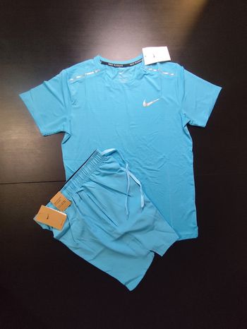 Ensemble Nike Running M - neuf avec étiquette -