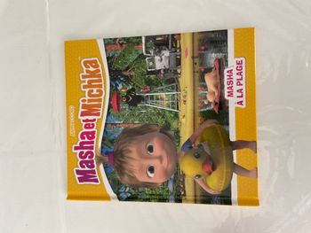 livre Masha et Michka – Masha à la plage