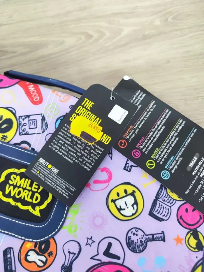 Cartable multicolore Smiley World, neuf, 38x31cm - photo numéro 4