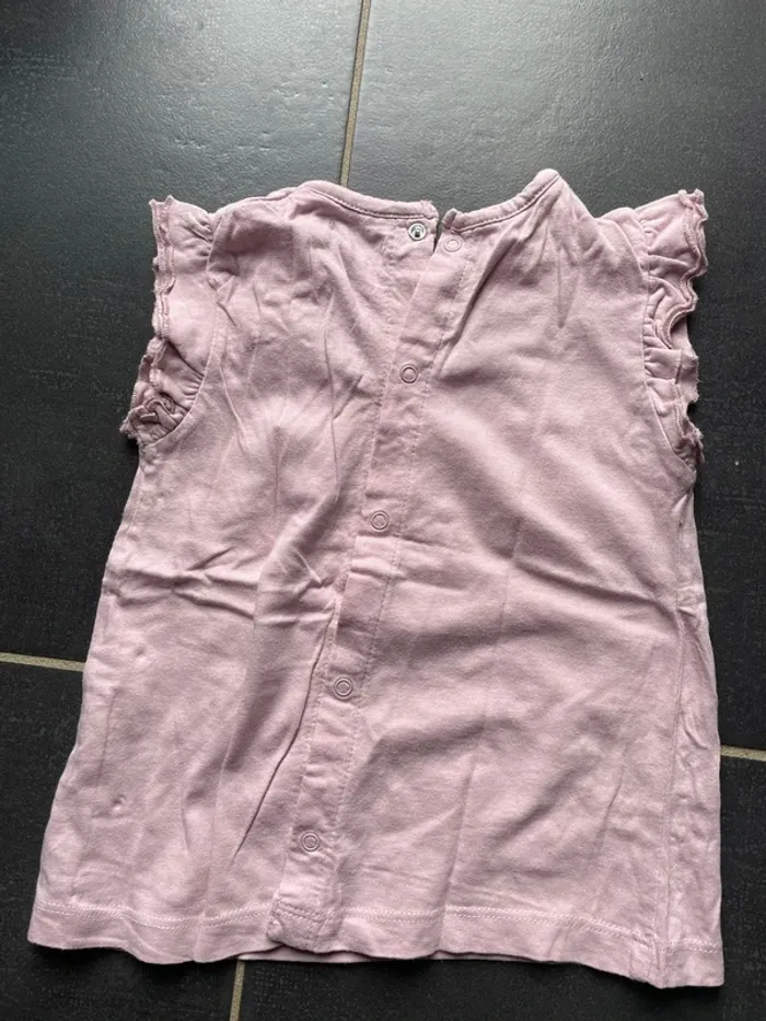 T shirt sans manches volantées 18 mois - photo numéro 4