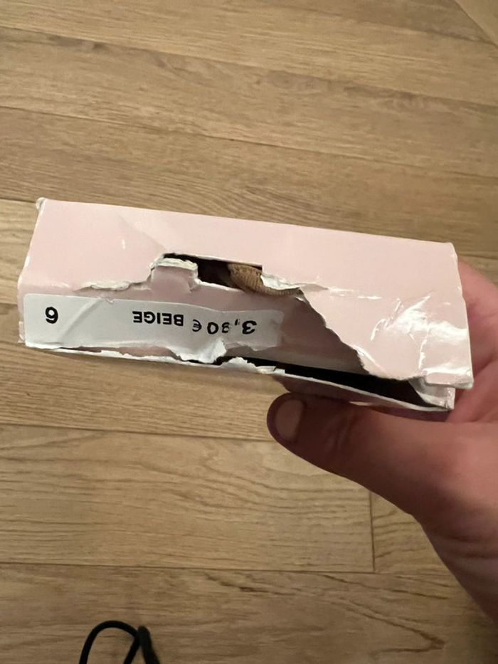 Vend un lot de 2 collant beige taille 6 marque tex neuf - photo numéro 4