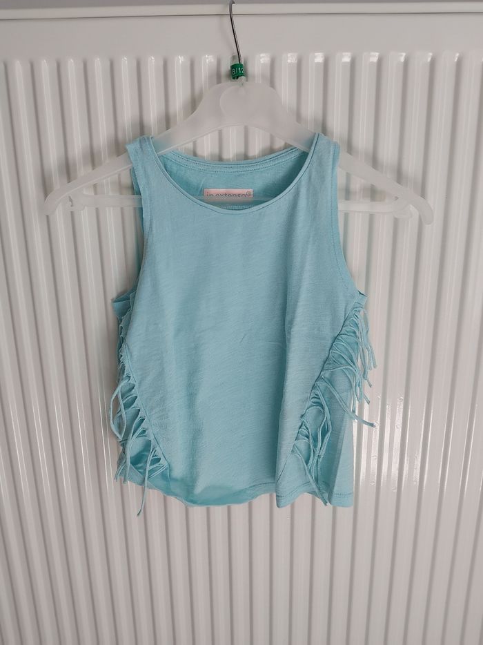 Débardeur ou t shirt sans manches fille 5 ans in extenso