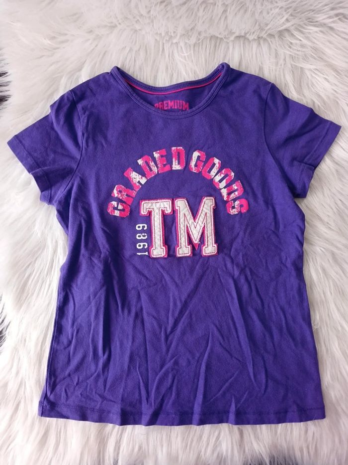T shirt violet avec écritures 11-12ans 146/152cm N*0478