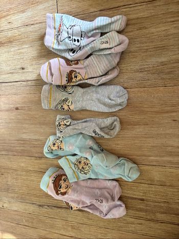Lot 5 paires de chaussettes 23/26 la reine des neiges