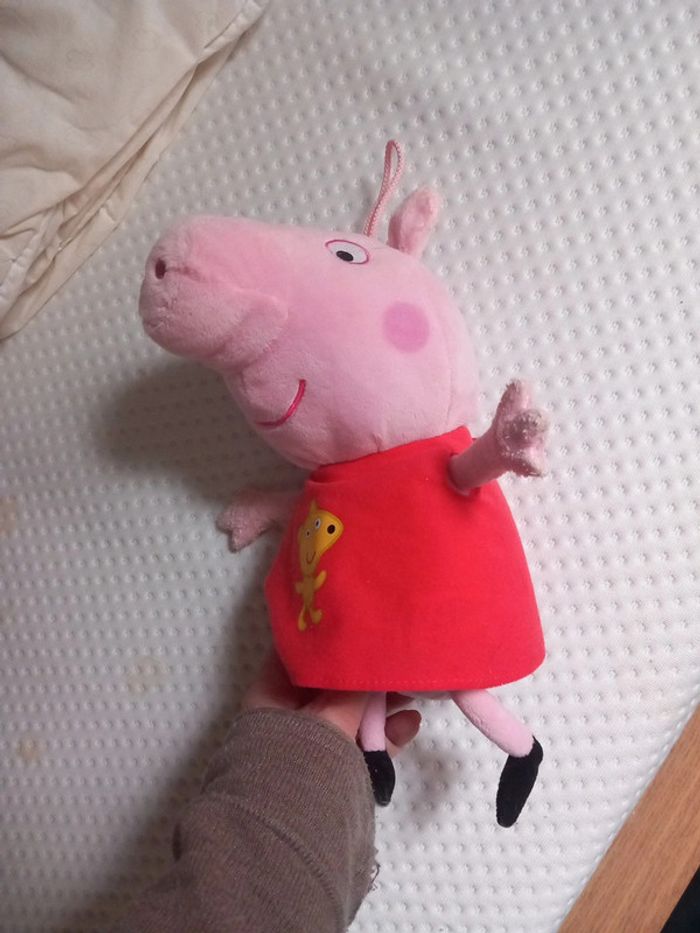Peluche Peppa Pig - photo numéro 2