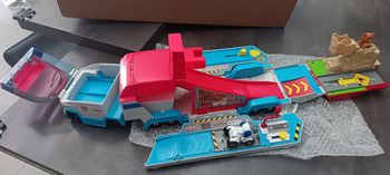 Camion trampling Pat Patrouille