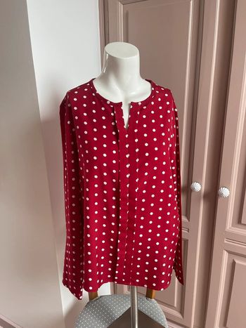 Chemisier rouge à pois