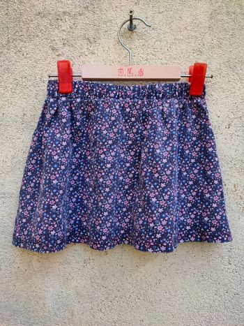 Jupe motif fleurs la Halle taille 5 ans