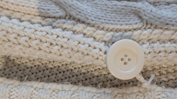 Gilet à capuche Cache cache - photo numéro 4