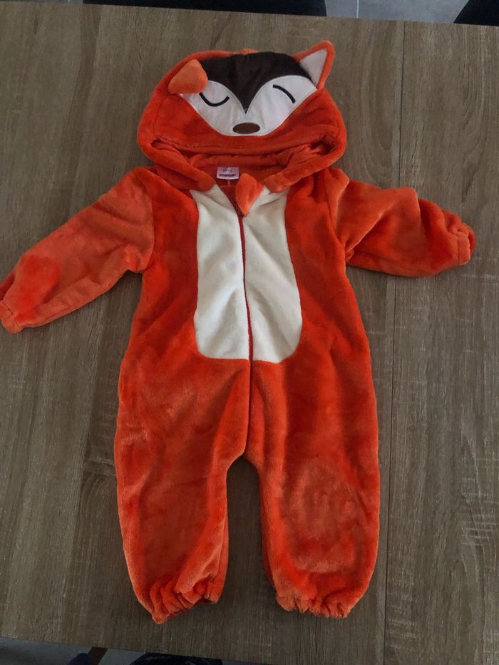 Sur pyjama/costume renard